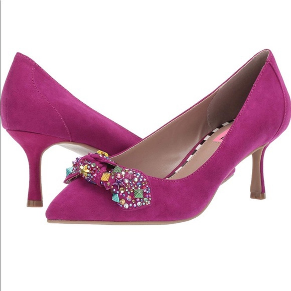 Brand New Betsey Johnson 2 1/12 kitten heels Axle Magenta 8.5